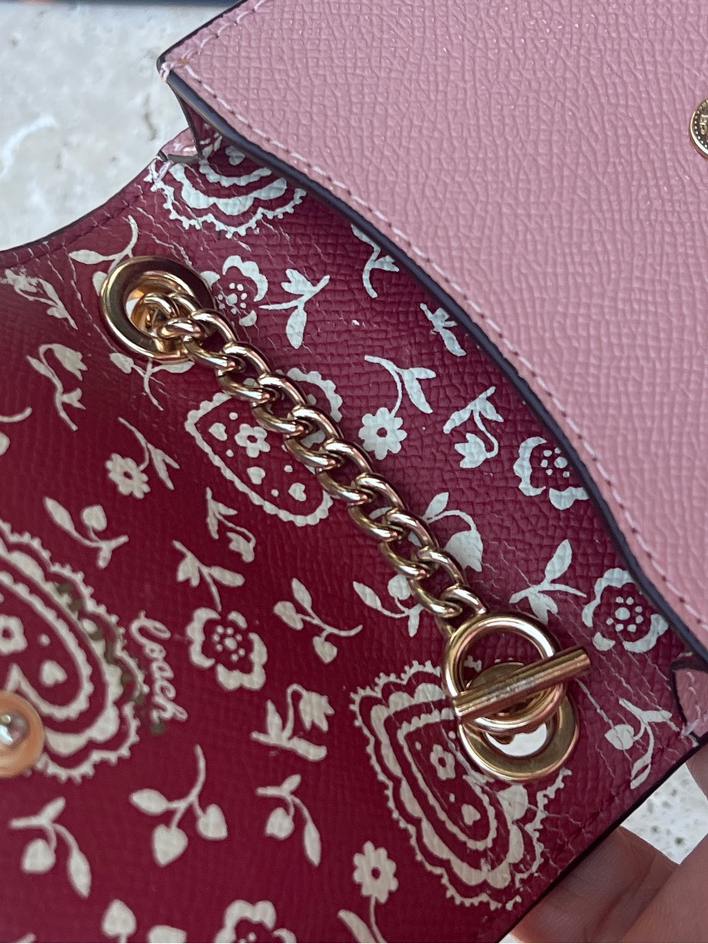 COACH Pink Crossbody Phone Bag with Gold Chain and Card Slots - Picture 12 of 13